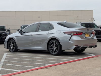 2024 Toyota Camry SE