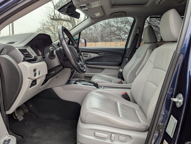 2022 Honda Pilot Touring 7-Passenger