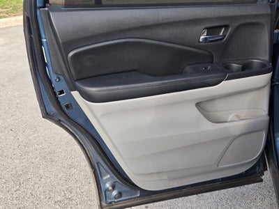 2016 Honda Pilot 2WD EX-L with Rear Entertainment System