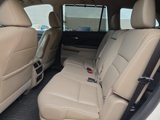 2019 Honda Pilot Touring 8-Passenger