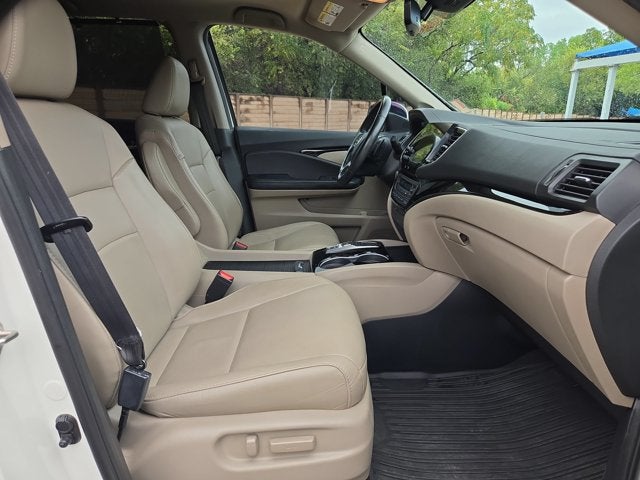 2019 Honda Pilot Touring 8-Passenger
