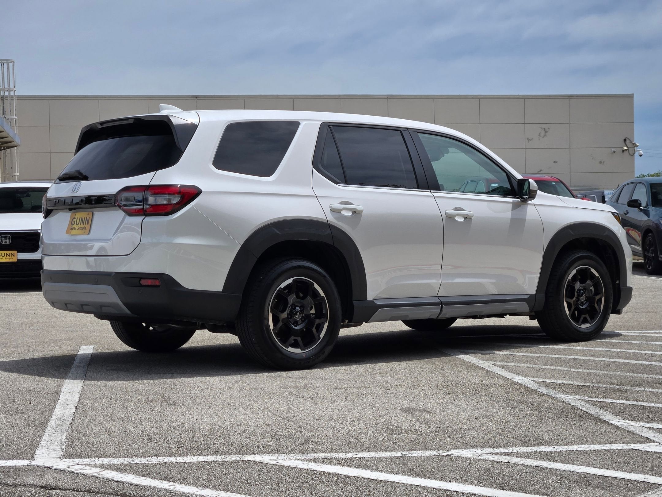 2025 Honda Pilot EX-L+