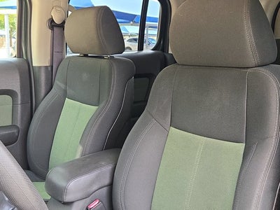 2006 HUMMER H3 Base