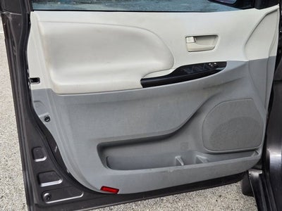 2013 Toyota Sienna Base