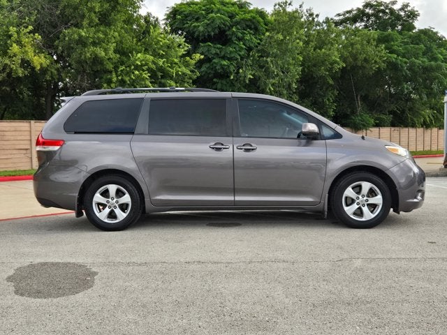 2013 Toyota Sienna Base