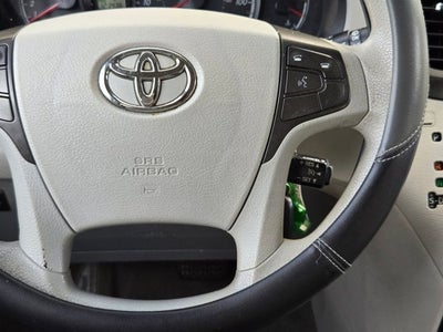 2013 Toyota Sienna Base