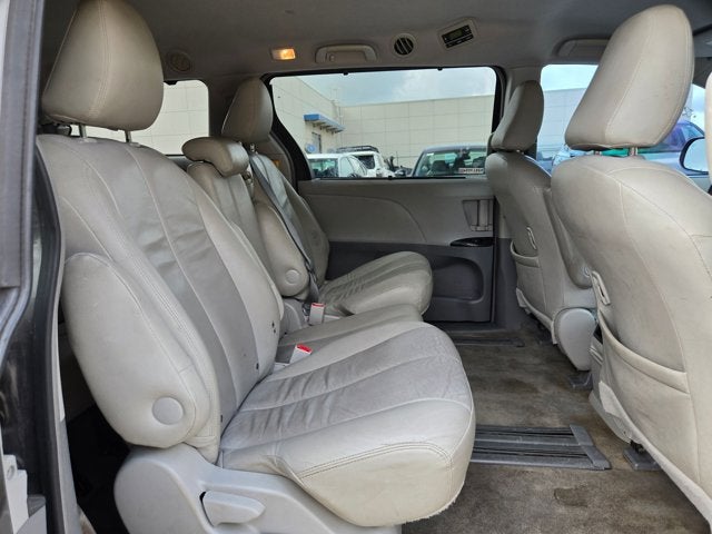 2013 Toyota Sienna Base