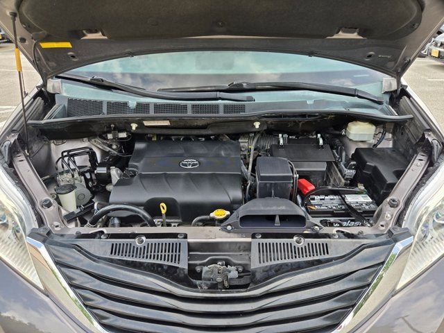2013 Toyota Sienna Base