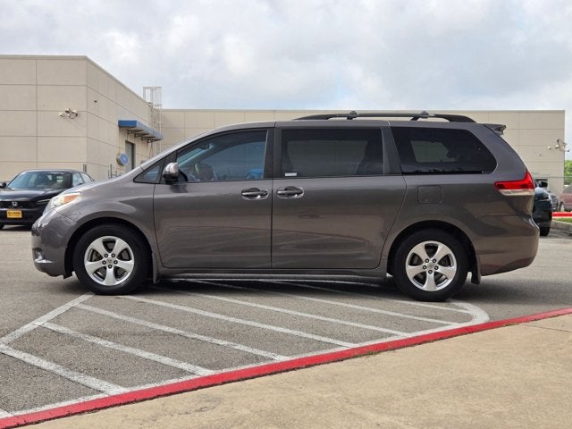 2013 Toyota Sienna Base