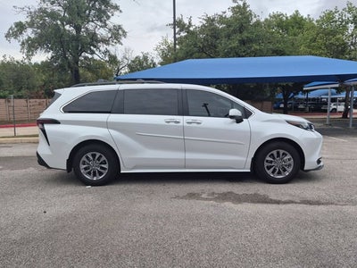 2026 Toyota Sienna Base