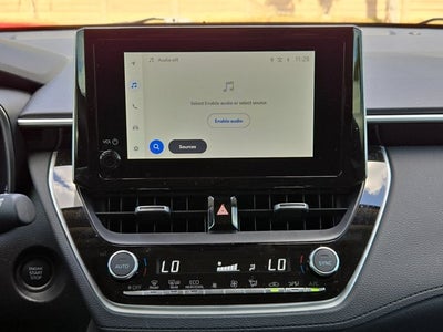 2025 Toyota Corolla Cross XLE