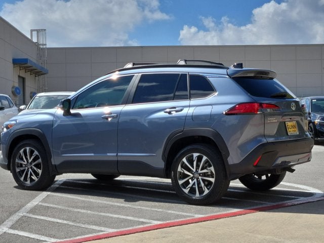 2025 Toyota Corolla Cross XLE
