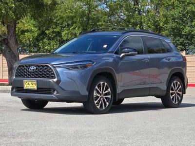2025 Toyota Corolla Cross XLE