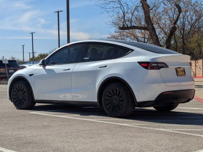 2024 Tesla Model Y Long Range