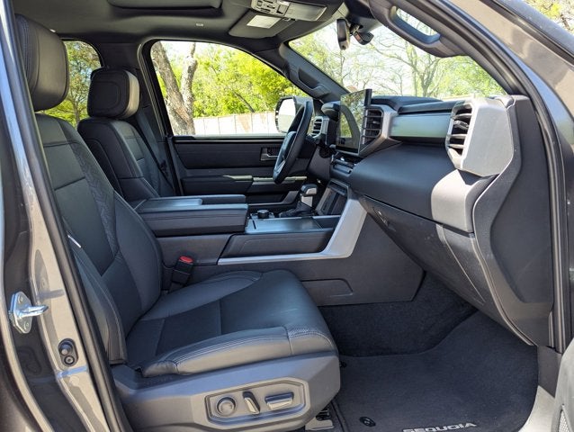 2025 Toyota Sequoia SR5