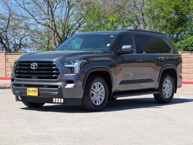 2025 Toyota Sequoia SR5
