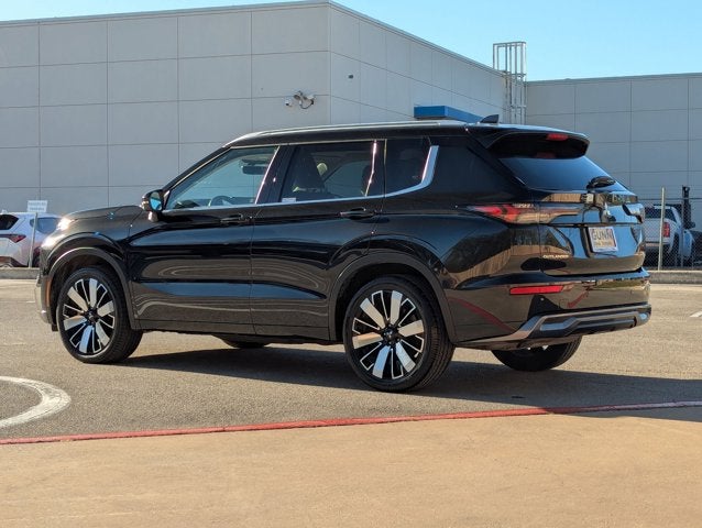 2025 Mitsubishi Outlander SEL