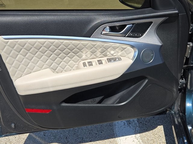 2023 Genesis G70 3.3T