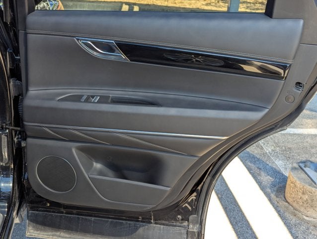 2025 Genesis GV80 Standard