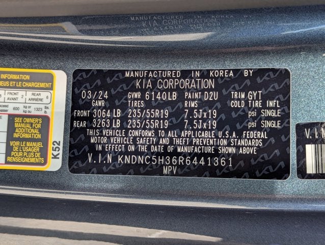 2024 Kia Carnival EX