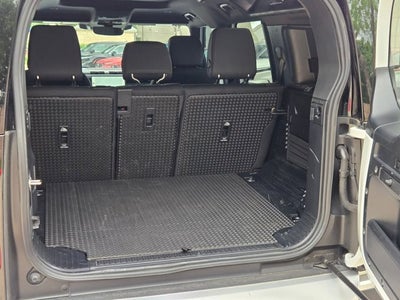 2025 Land Rover Defender S
