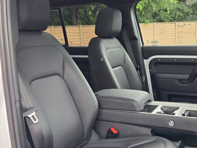2025 Land Rover Defender S