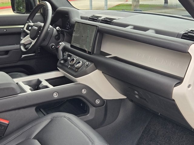 2025 Land Rover Defender S