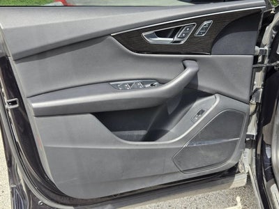 2021 Audi Q8 Premium Plus