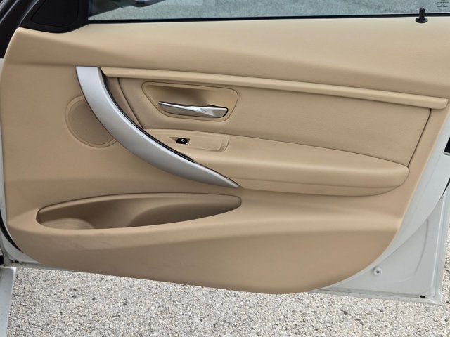 2016 BMW 3 Series 320i