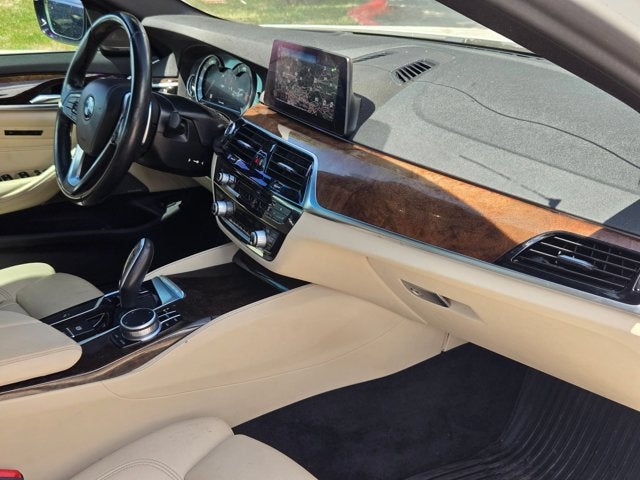 2019 BMW 5 Series 540i