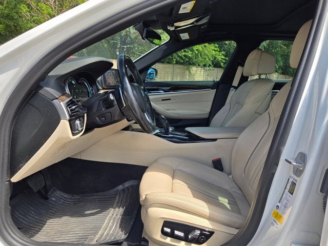 2019 BMW 5 Series 540i