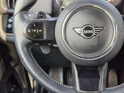 2023 MINI Countryman Base