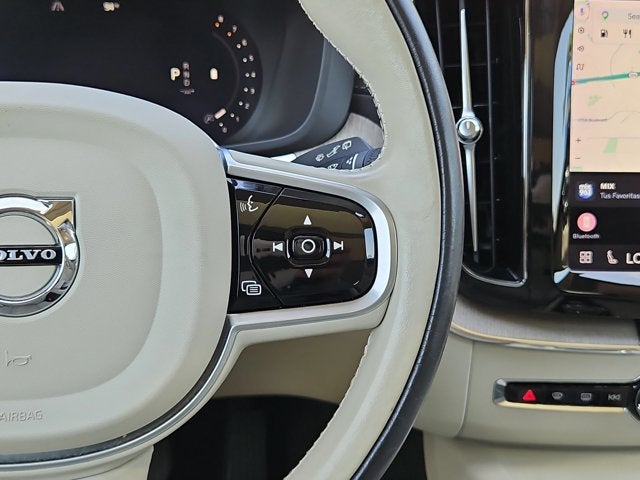 2022 Volvo XC60 Inscription