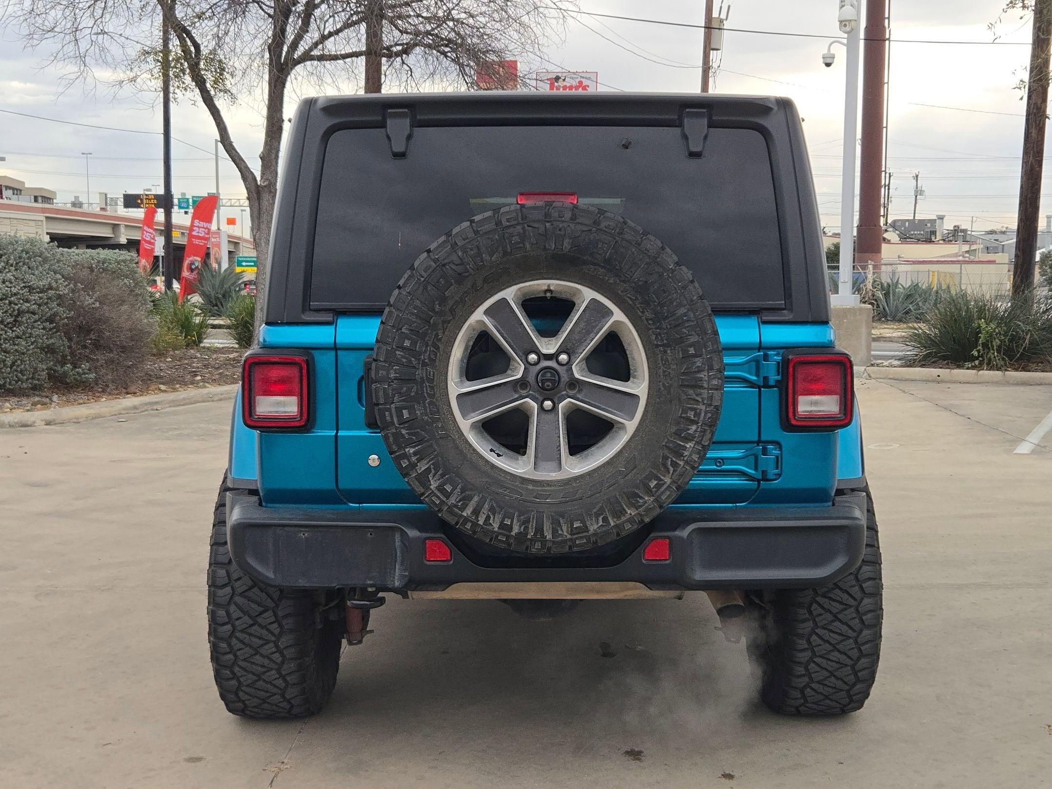 2020 Jeep Wrangler Unlimited Sahara