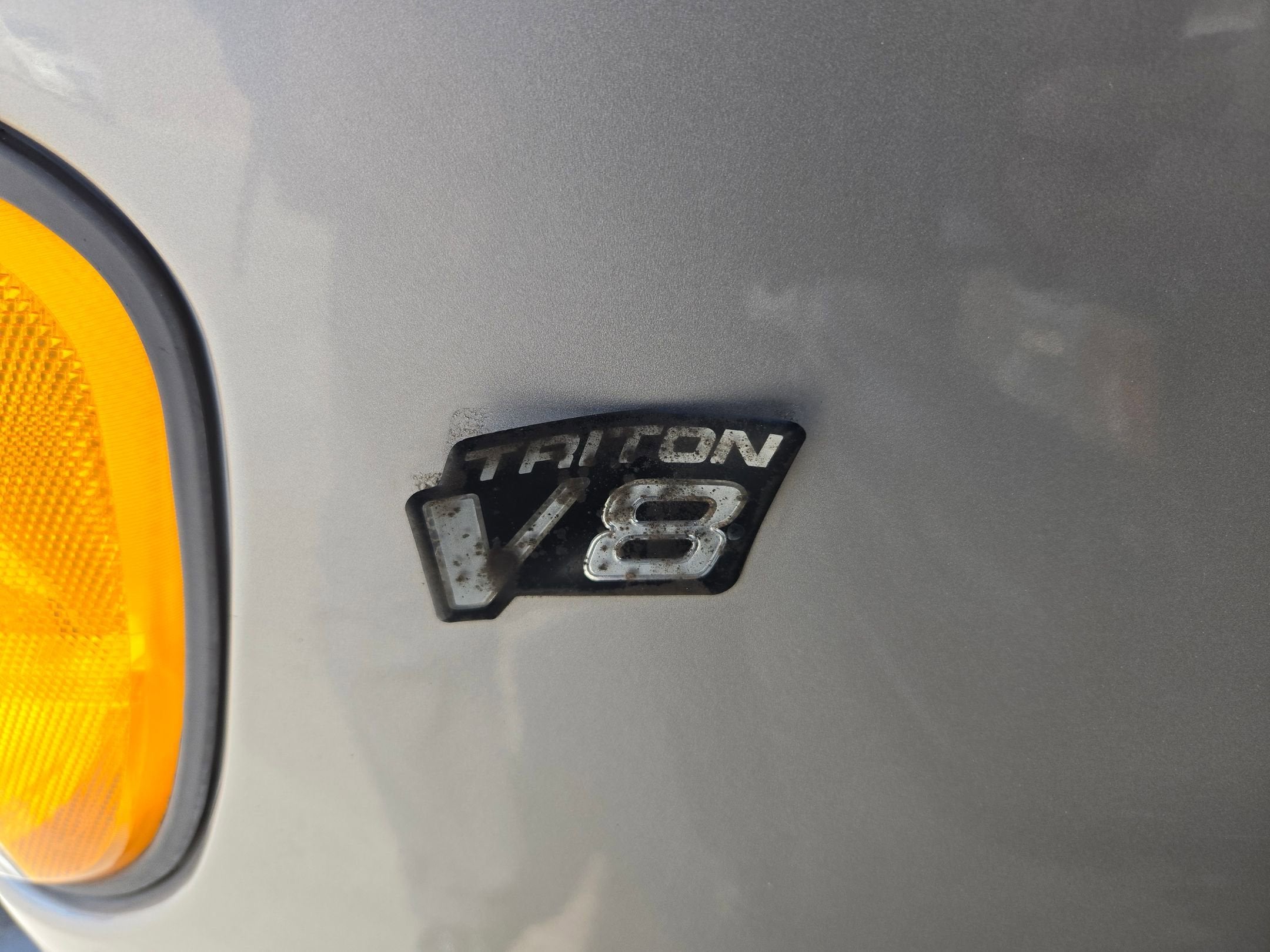 2001 Ford Econoline Wagon XLT