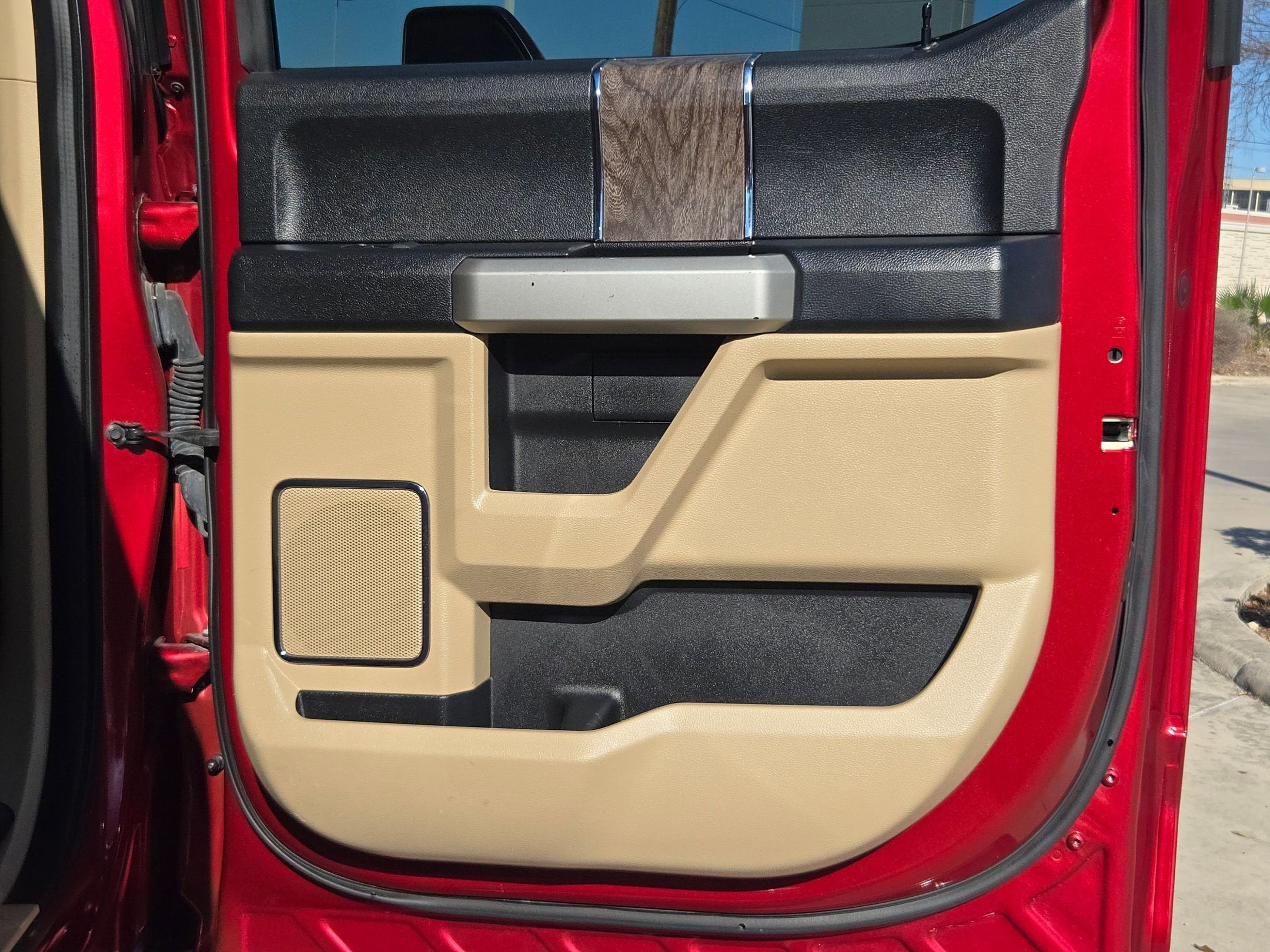 2018 Ford Super Duty F-250 SRW LARIAT