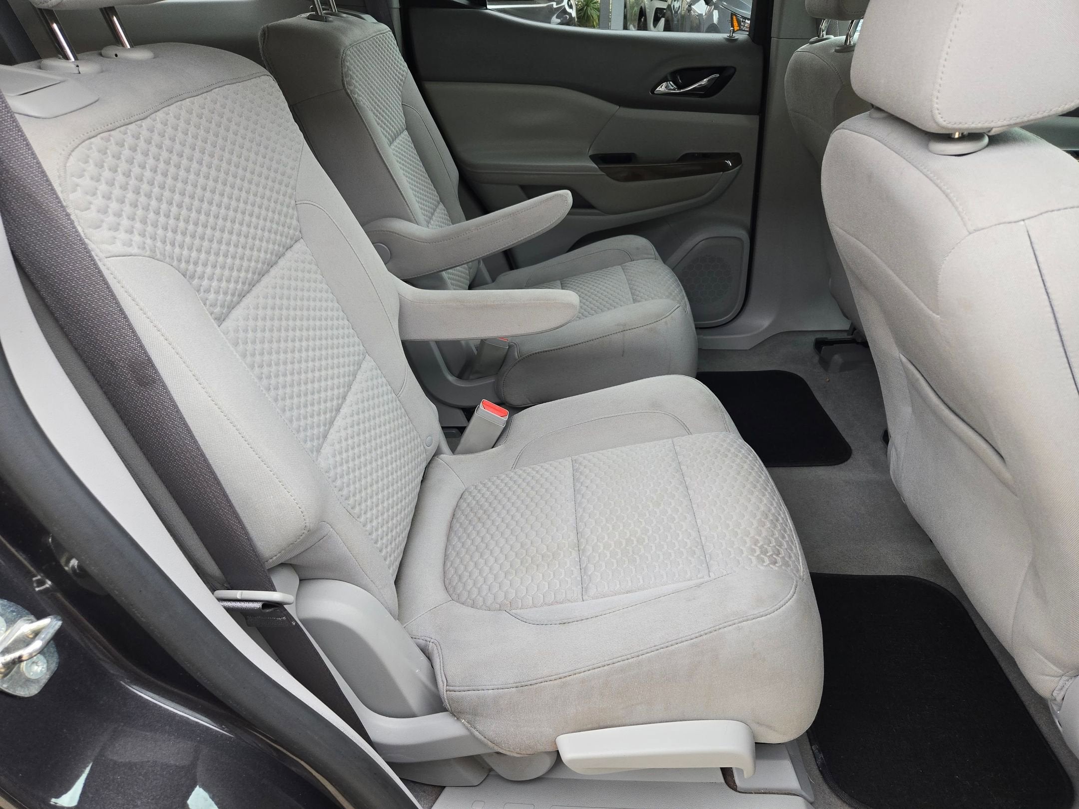 2017 GMC Acadia SLE