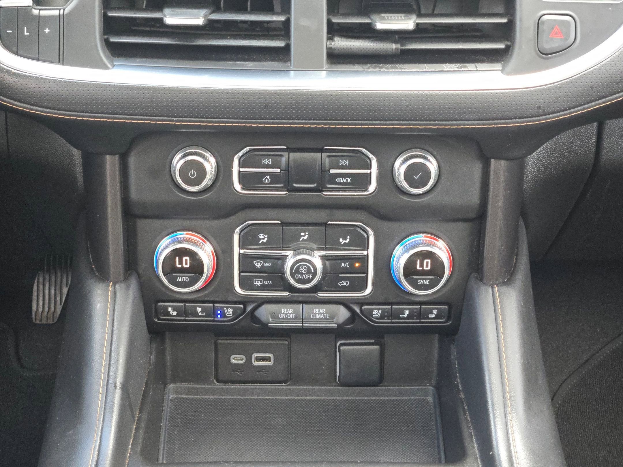 2023 GMC Yukon AT4