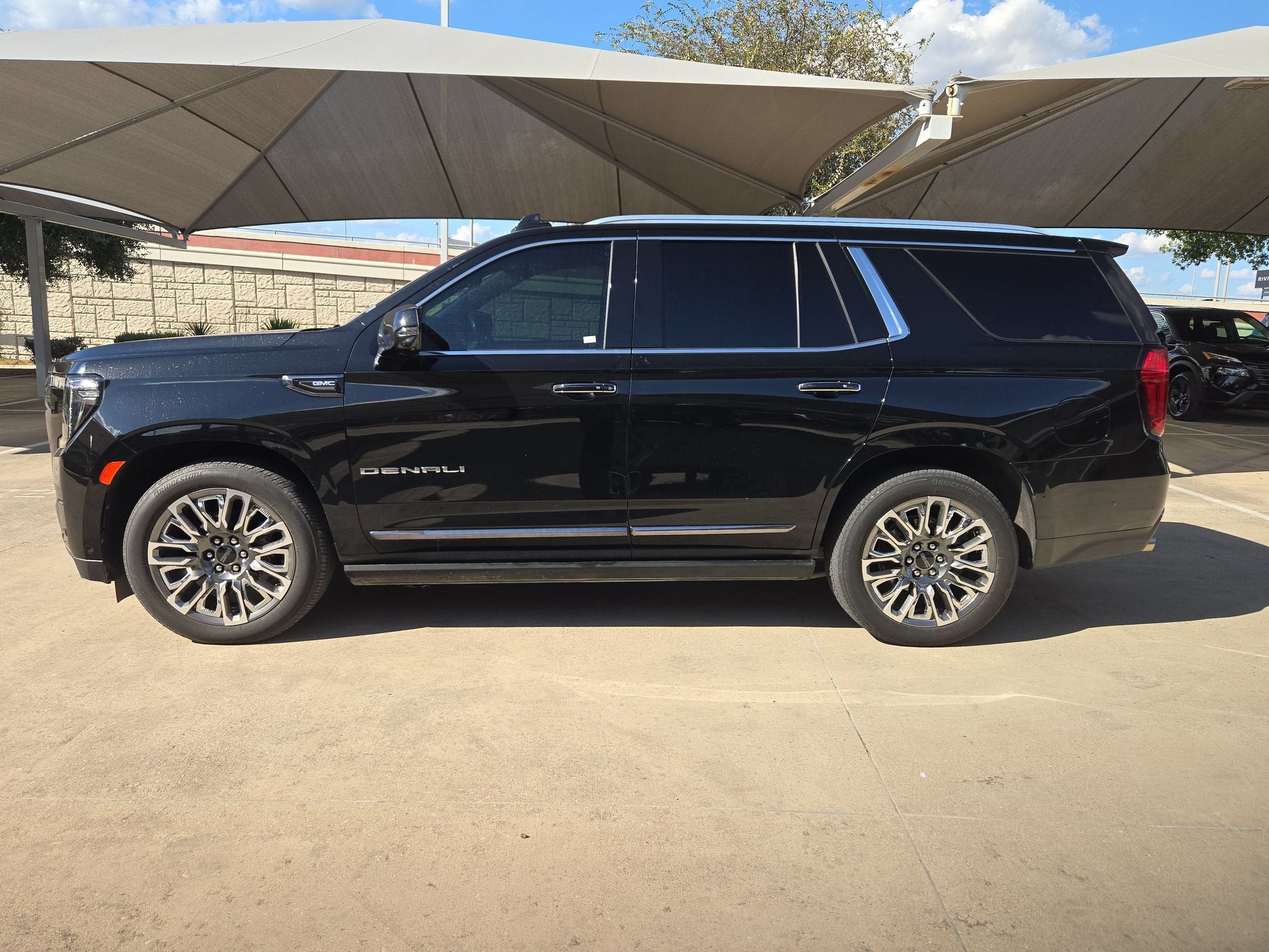 2024 GMC Yukon Denali Ultimate