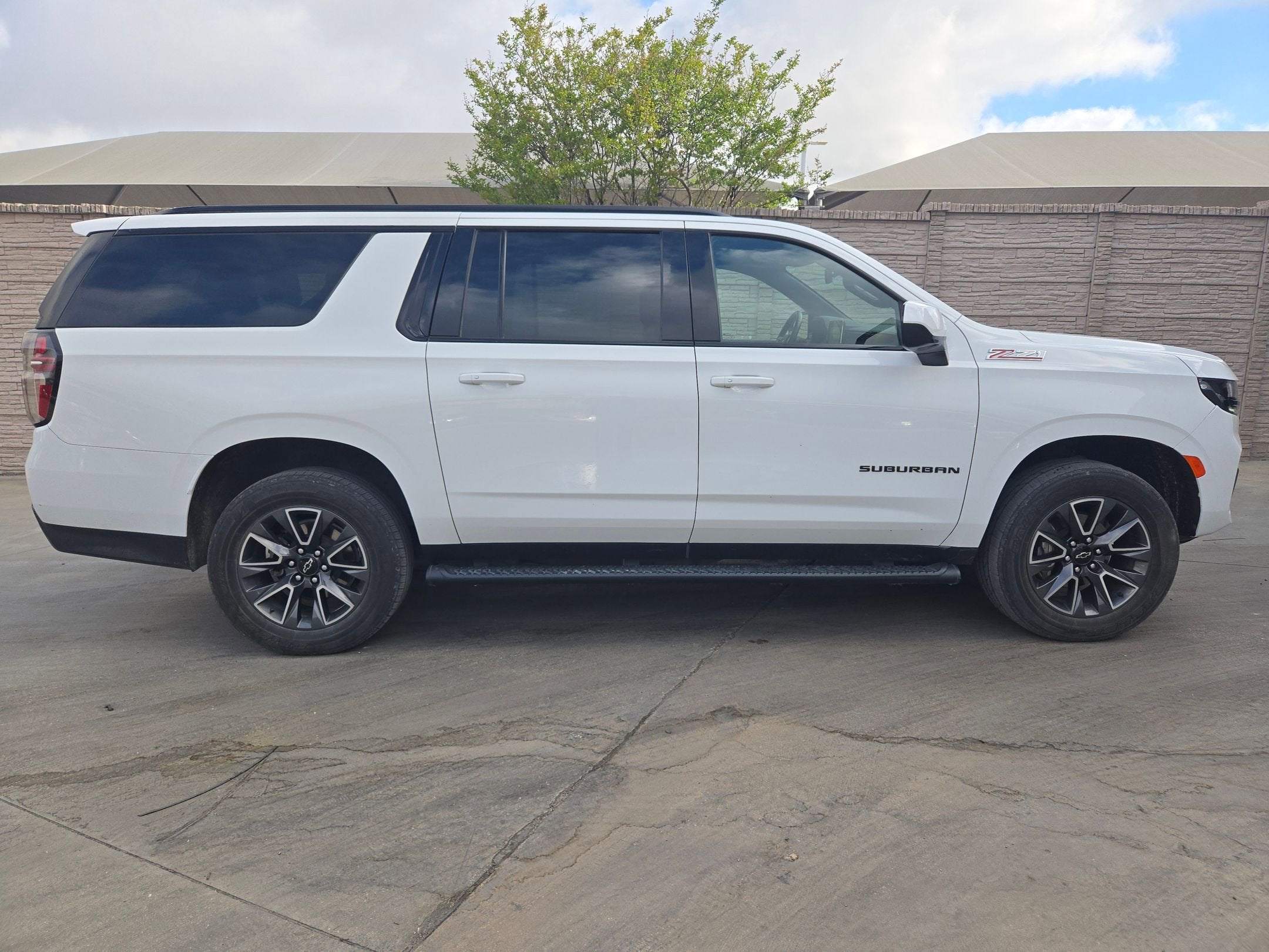 2023 Chevrolet Suburban Z71