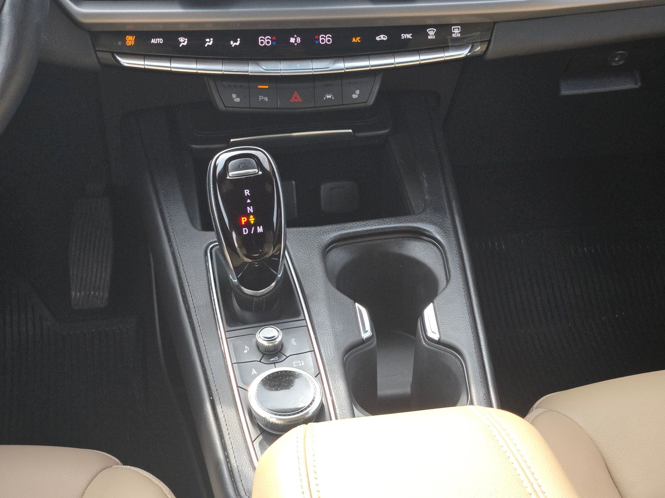 2024 Cadillac XT4 FWD Luxury