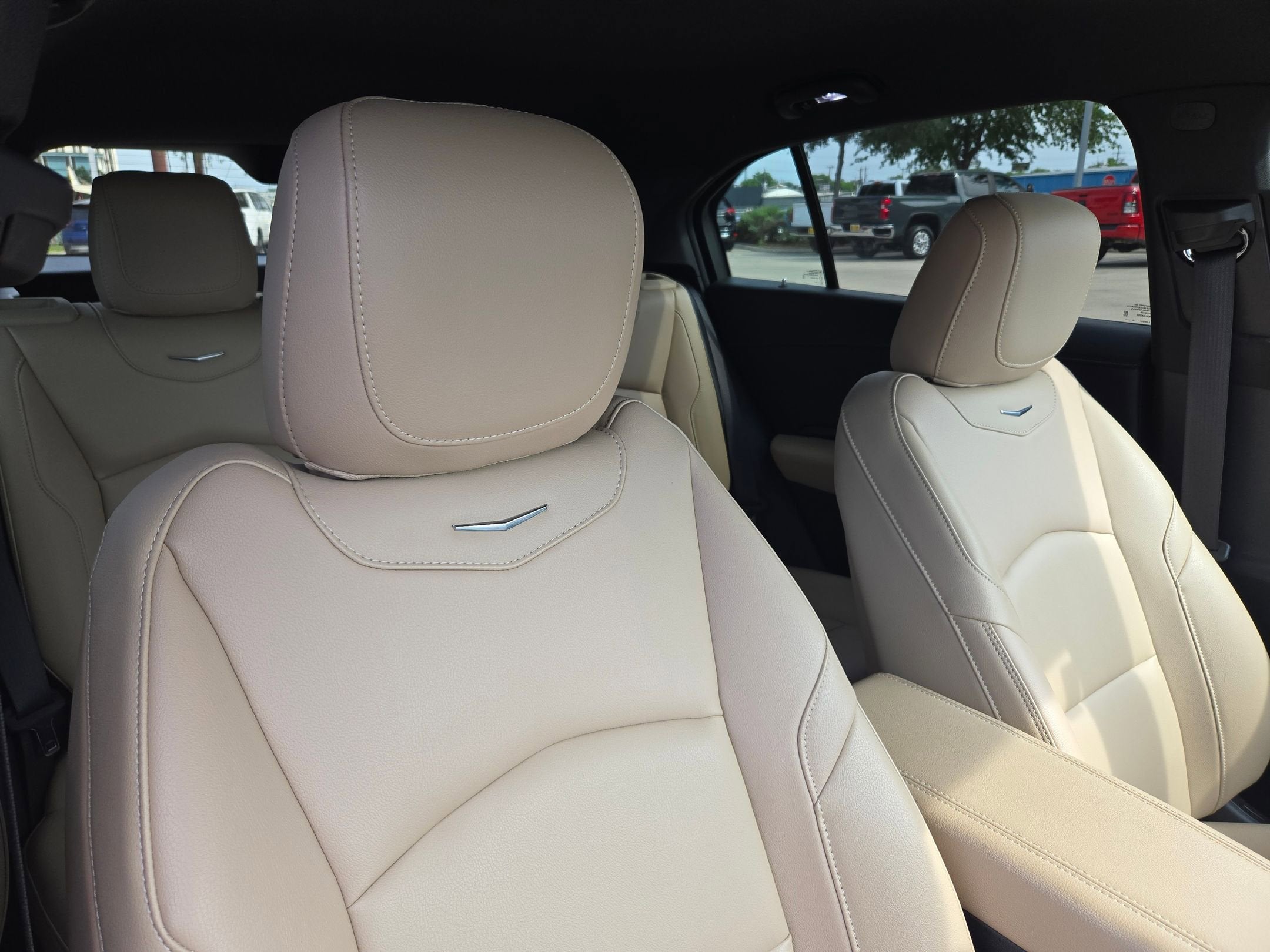 2024 Cadillac XT4 FWD Luxury