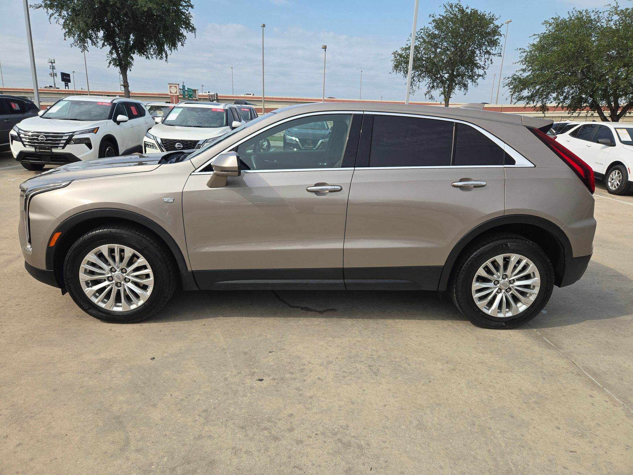 2024 Cadillac XT4 FWD Luxury