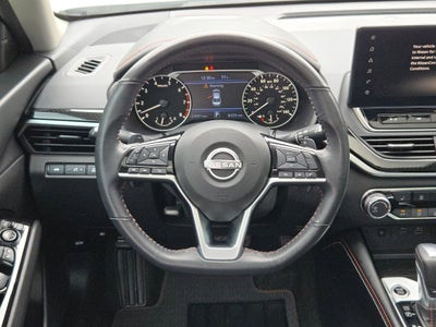 2023 Nissan Altima SR