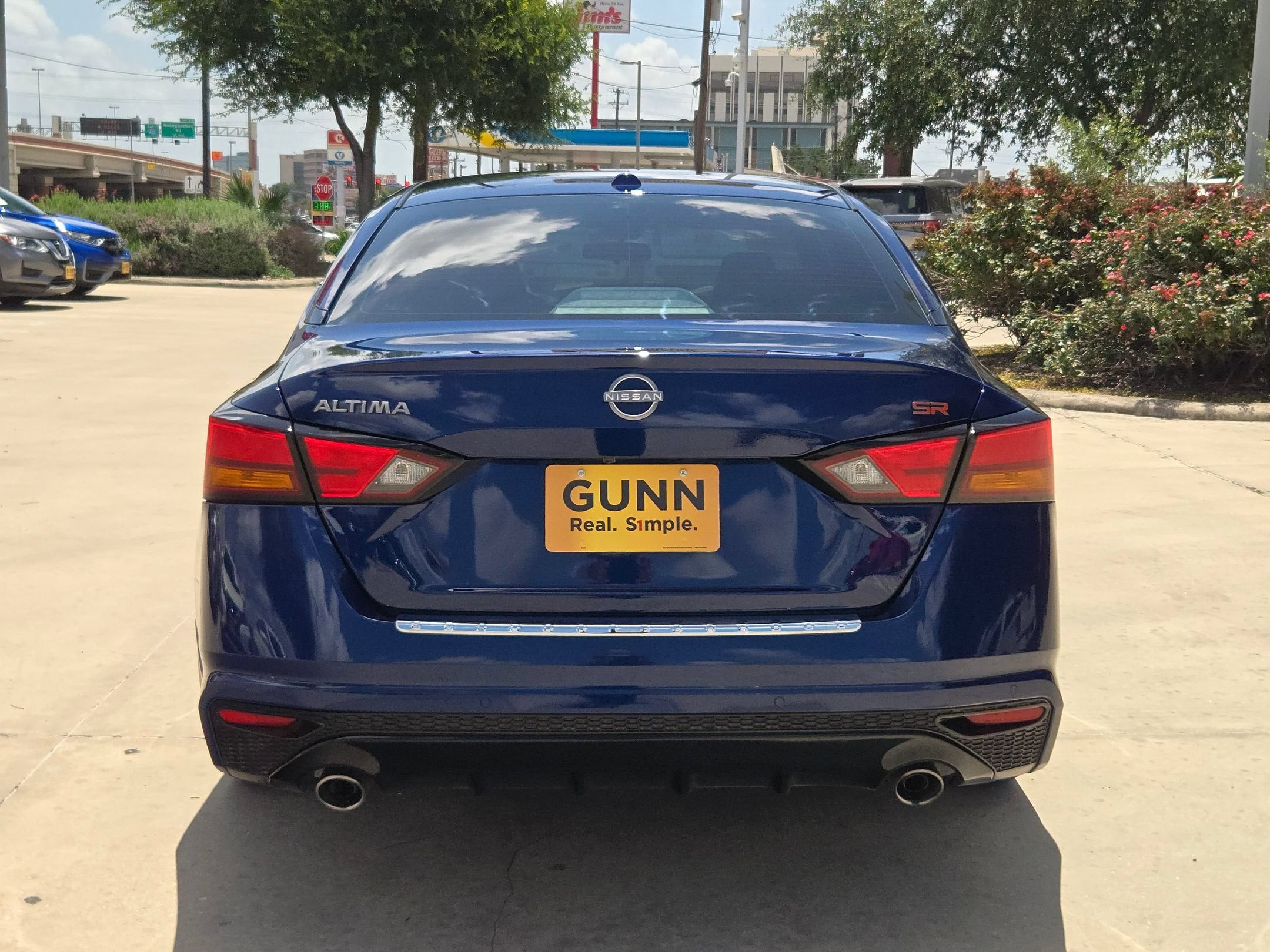 2023 Nissan Altima 2.5 SR