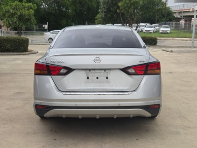 2022 Nissan Altima 2.5 SV