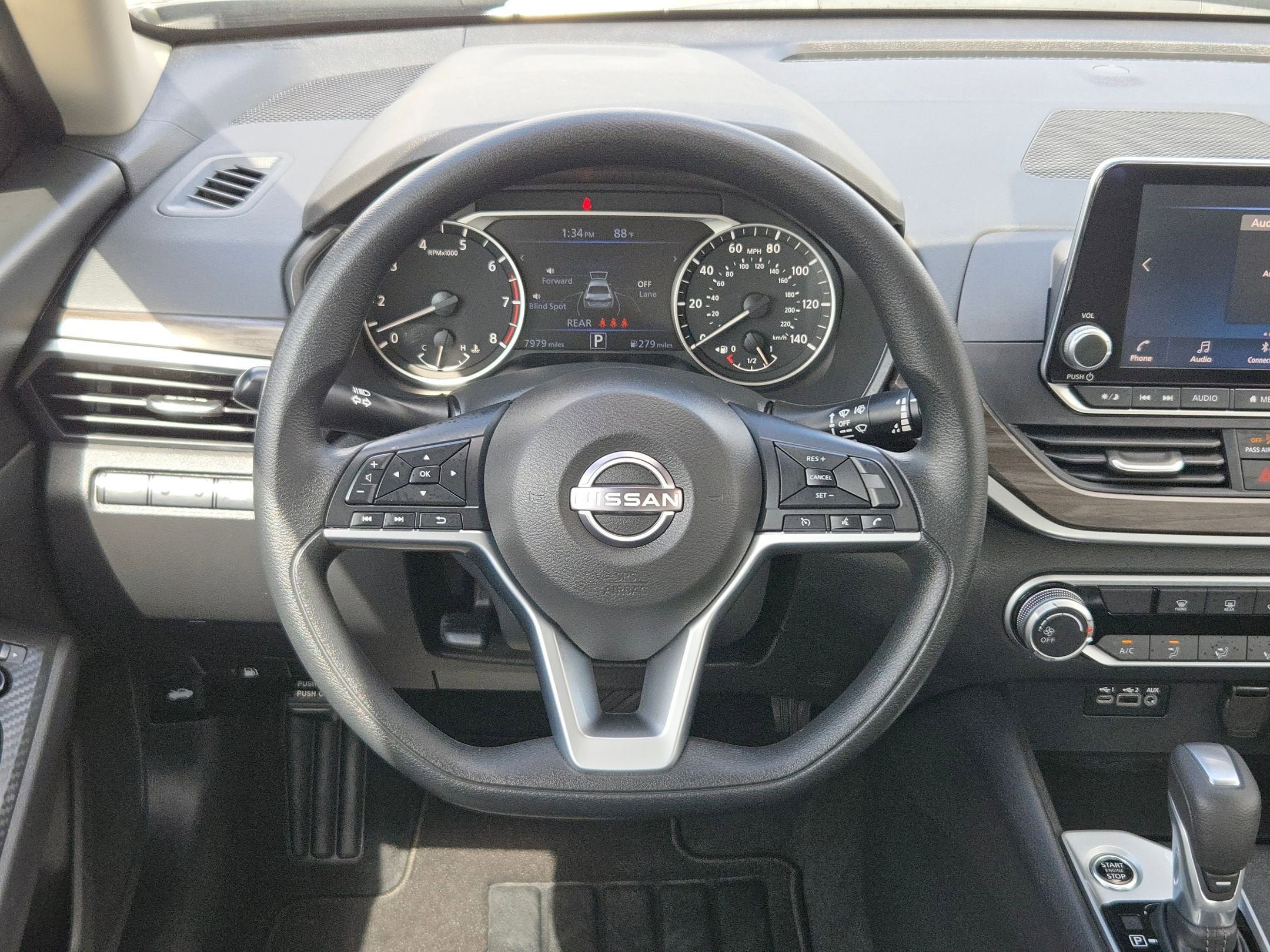 2025 Nissan Altima SV