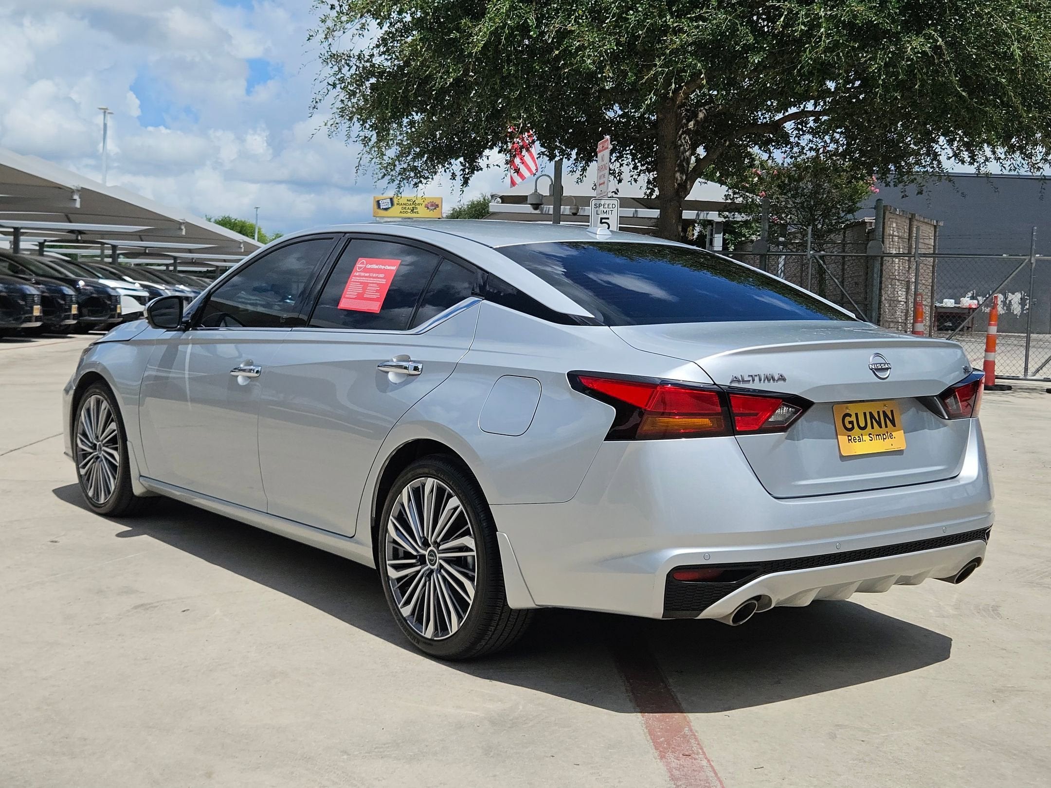 2025 Nissan Altima SL