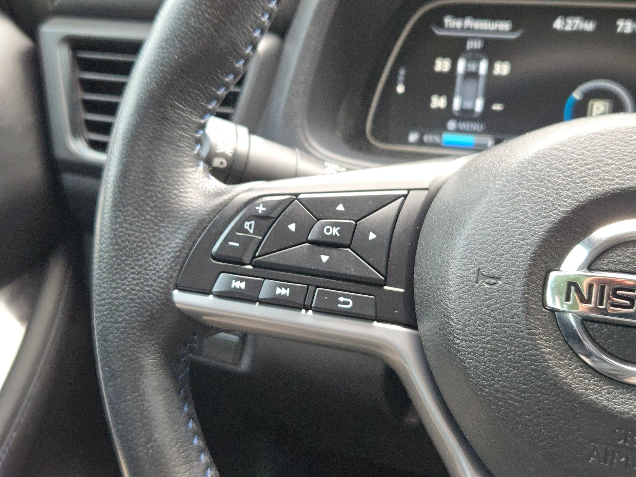 2022 Nissan Leaf SV PLUS