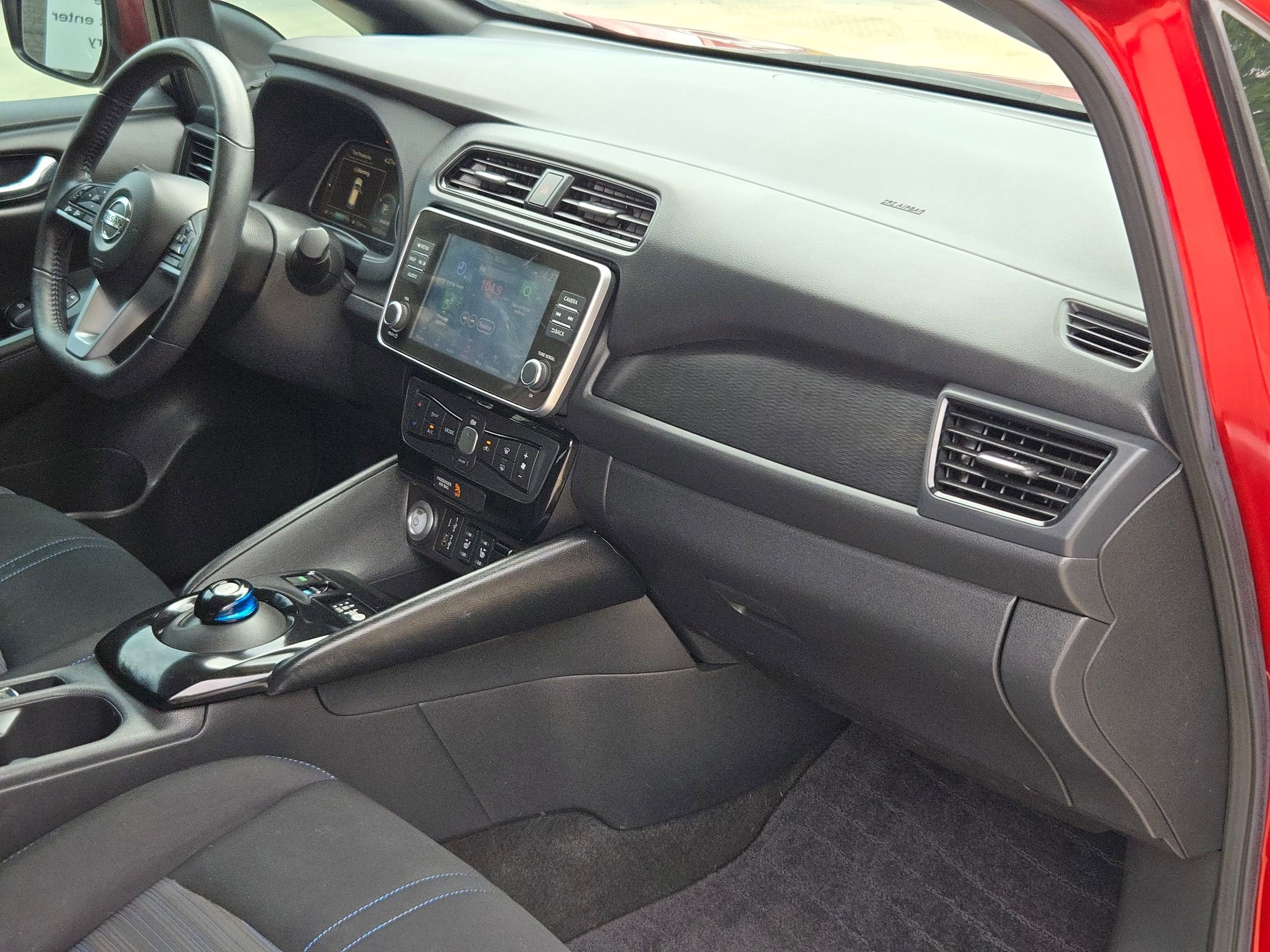 2022 Nissan Leaf SV PLUS